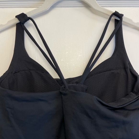 NWOT Lululemon Tank - Picture 5 of 6
